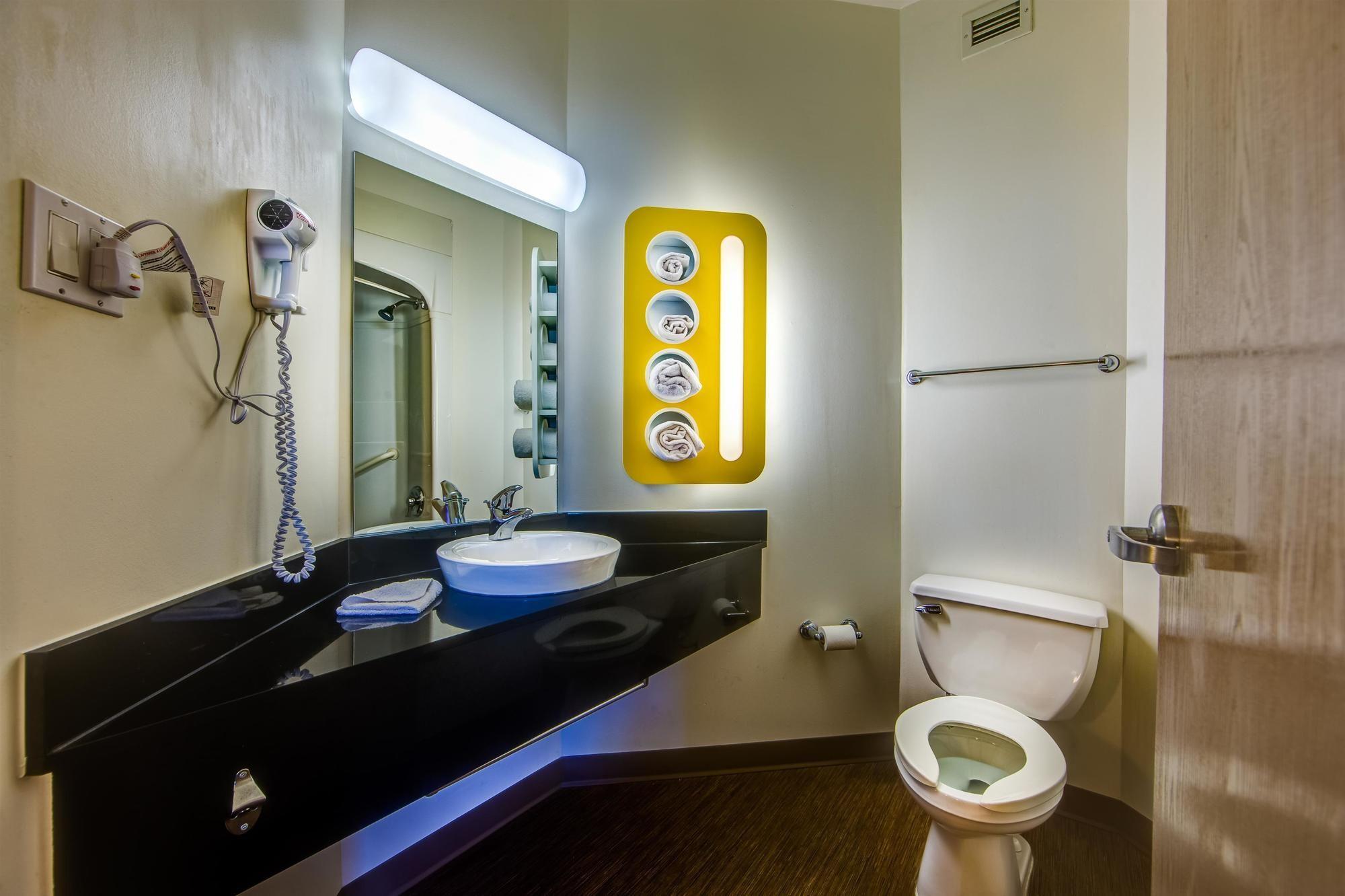 Motel 6-Burlington, On - Toronto West - Oakville Extérieur photo